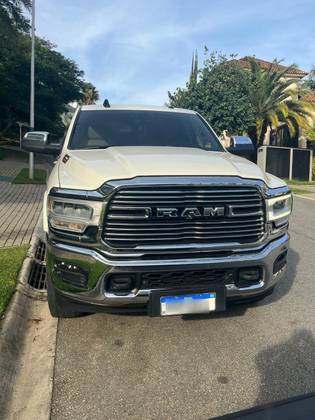 RAM 3500 6.7 I6 TURBO DIESEL LARAMIE CD 4X4 AUTOMÁTICO